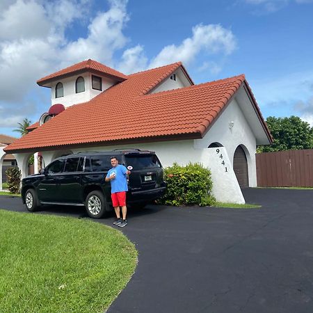 Remodeled And Comfortable Rv - Free Parking Miami Zewnętrze zdjęcie